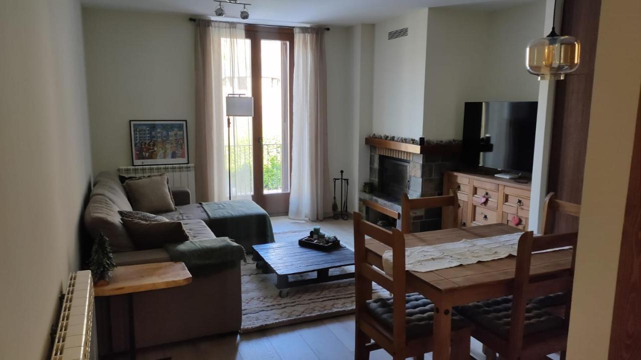 Apartament Ca La Nena Esterri D'Aneu Exterior photo